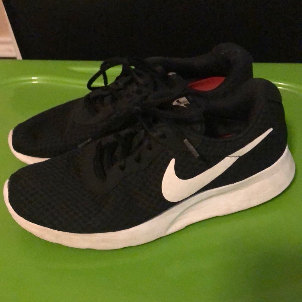 Nike woman’s running shoes. Great condition.